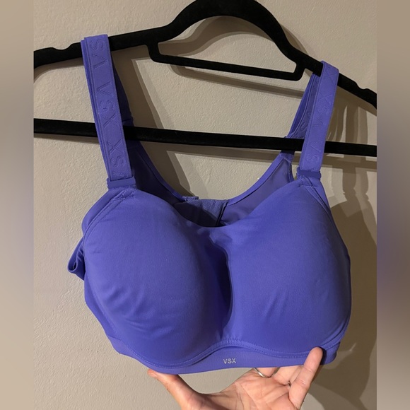 VSX 36C Sports Bra - Picture 2 of 5